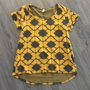 LuLaRoe Classic T